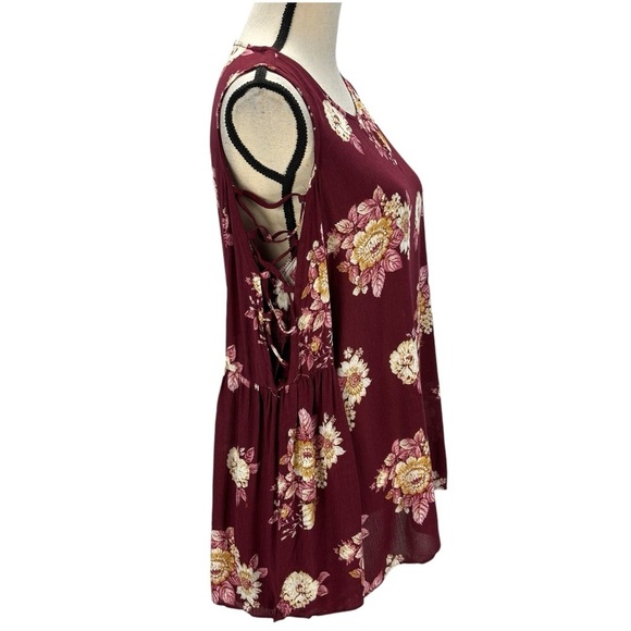 Hippie Rose Long Sleeve Cold Shoulder Floral Print Blouse - Red - size Large - Picture 2 of 13